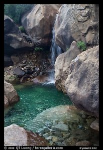 yose41242 waterfall